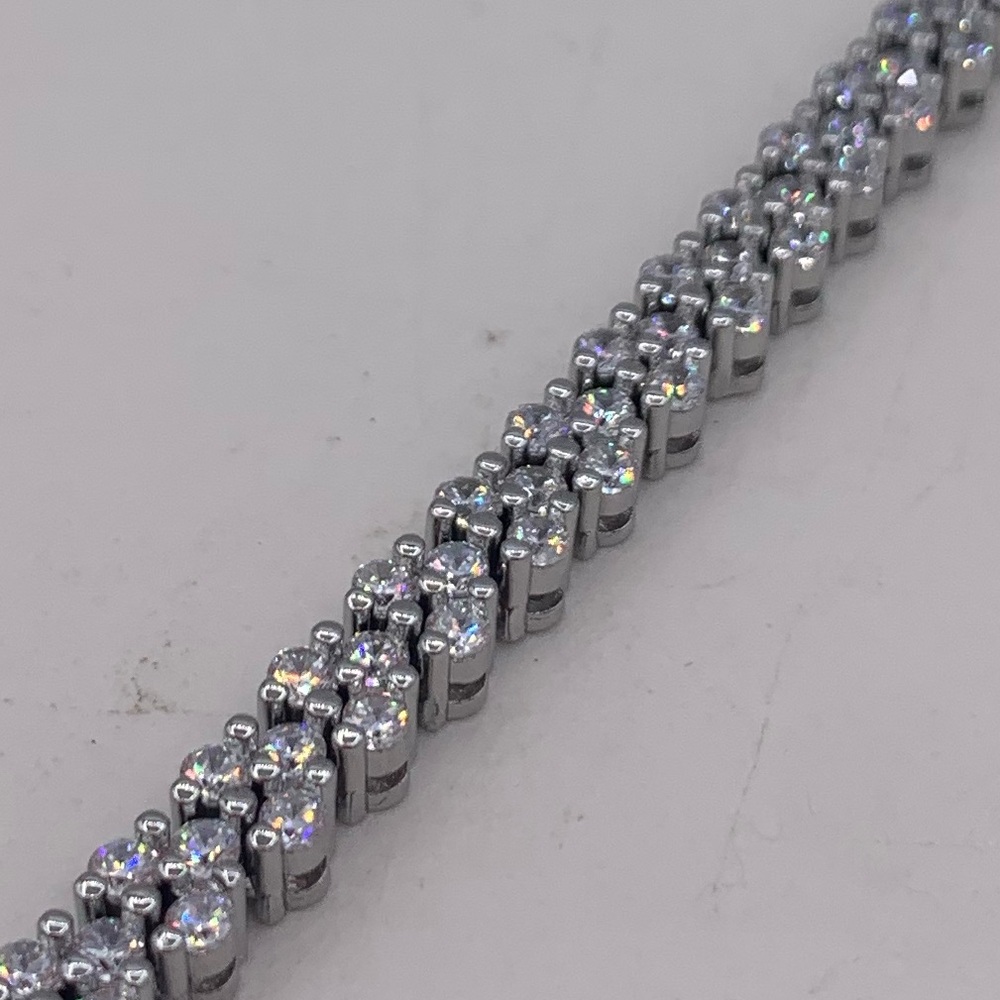 Solid 925 sterling silver classic bracelet, stunning sparkling crystals, new,